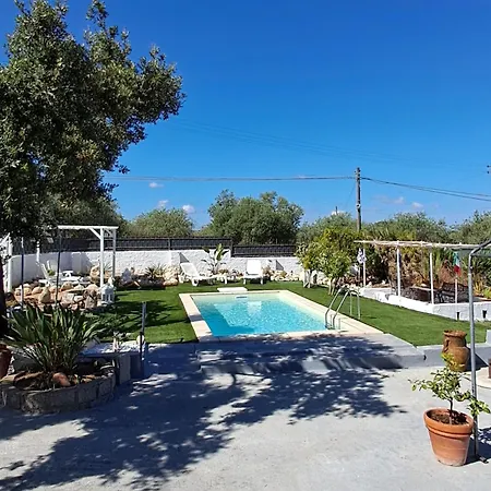 Andres Country house