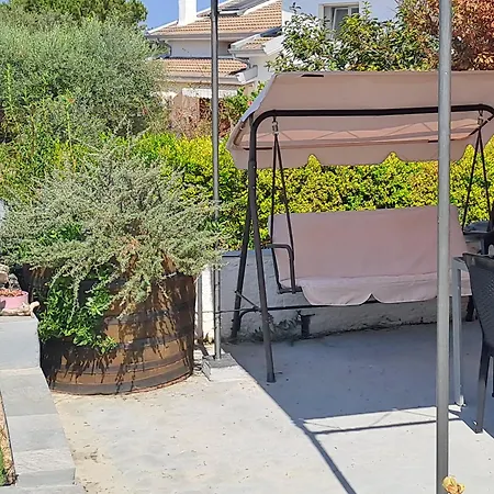 Andres * Σάσαρι